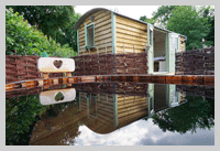 shepherd hut with hot tub glastonbury